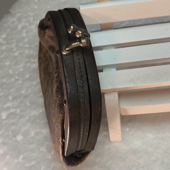 ANTQ coin purse and bank account booklet - Picture 7 of 11